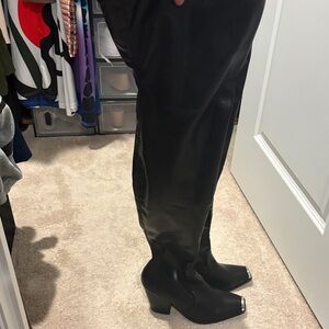 Chic Black Leather Thigh-High Boots